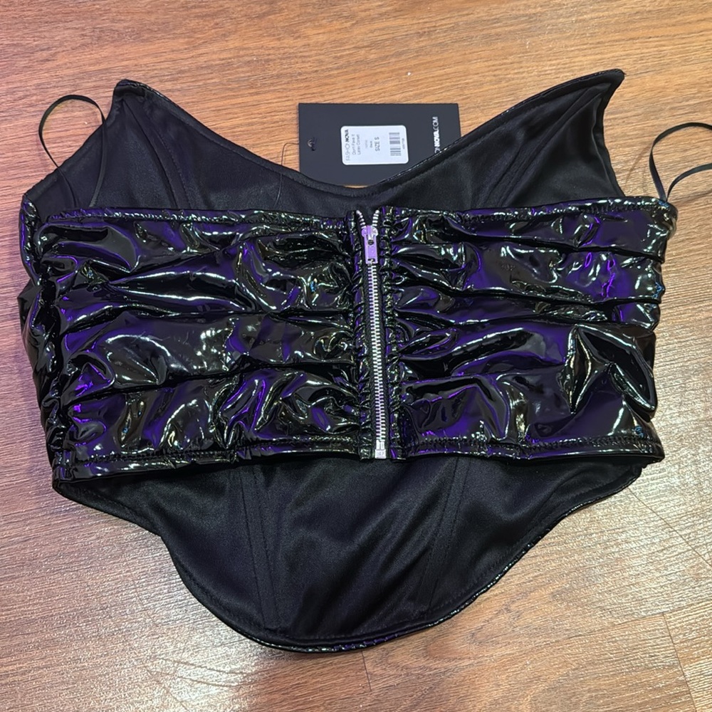 Latex corset - Picture 6 of 6